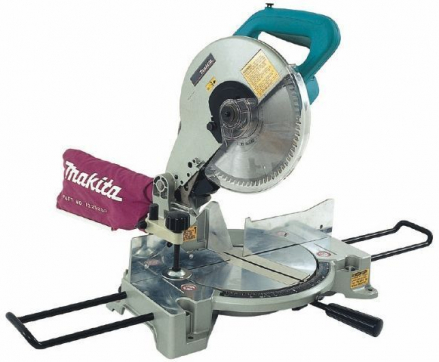 Торцовочная пила Makita LS1040 в прокат в Белгороде. У нас лучшая цена за сутки! Возможность взять в аренду с выгодной скидкой до 40% при экспресс доставке 24/7. И помните, ночью стоимость еще дешевле на 30%! #арендапрокат #виброплита #выгодно